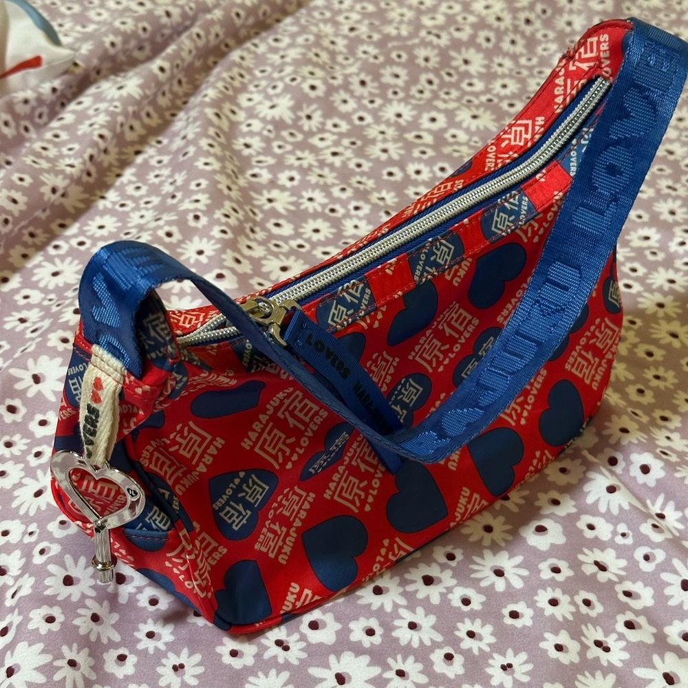 Harajuku Lovers shoulder bag